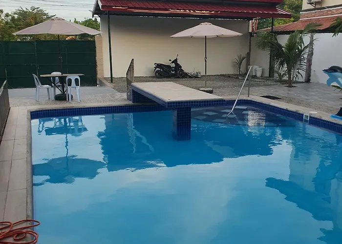 Aosmecpoolcamp * Lapu-Lapu City